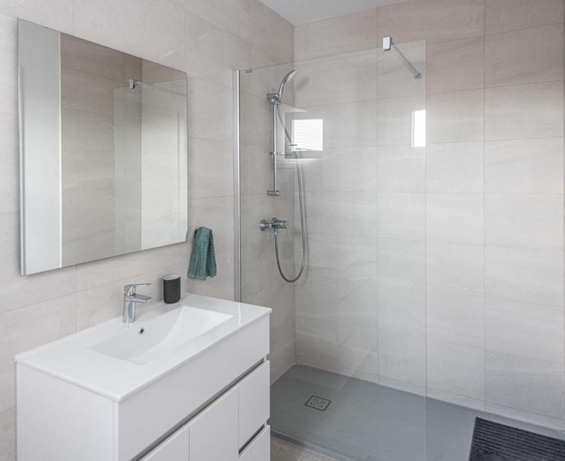 Apartamento 2 Hab En Malvarrosa A Metros De La Playa, Con Terraza Y Zonas Comun 3D Valencia Eksteriør bilde